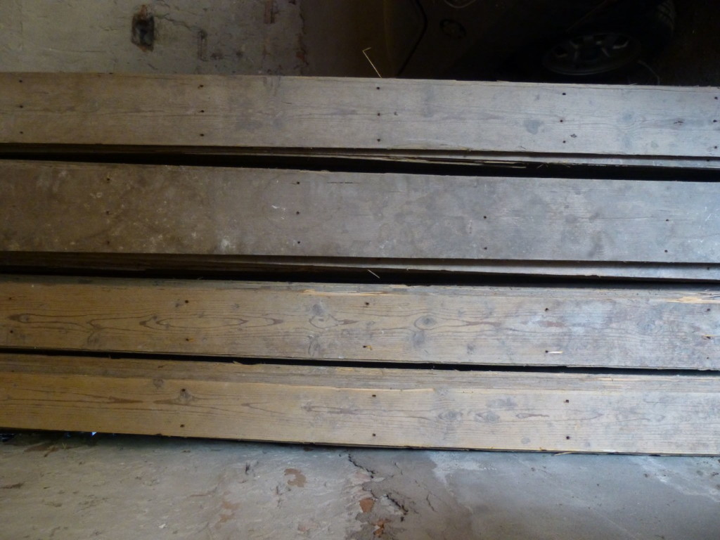 ASSI IN LEGNO ANTICO
