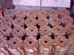Gelosie a forma di stella in terracotta