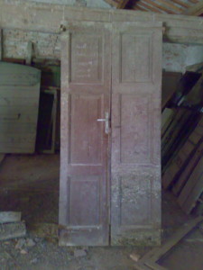 porte portoni legno antico da restaurare 05