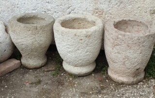 Vasi pile antiche in marmo di Verona